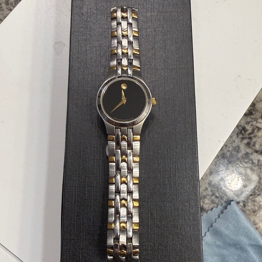 Silver and Gold Two-Tone Watch needs battery